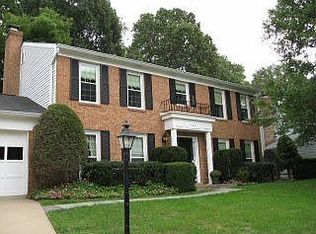 5731 Wooden Hawk Ln, Burke, VA 22015