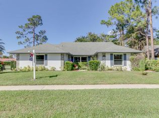 13905 Barberry Dr, Wellington, FL 33414