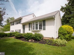 270 Alicia Ln, Warminster, PA 18974