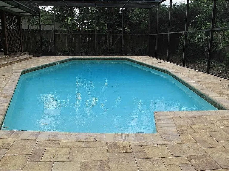 1939 Arvis Cir W — Photo 31