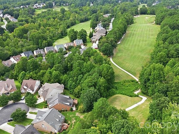2nd image of 1273 Winged Foot Dr