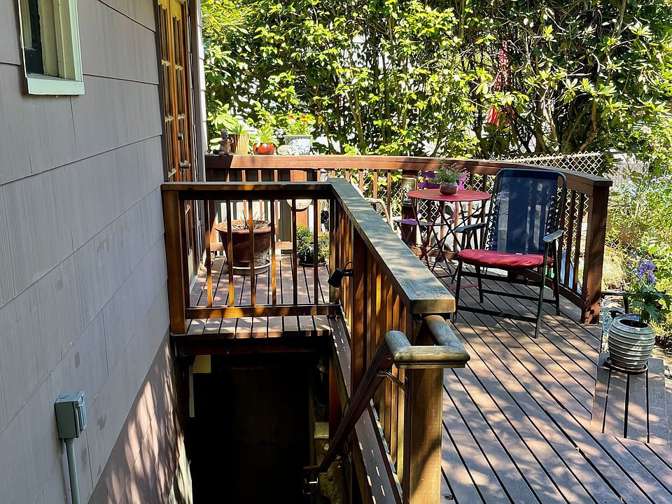 Apartment back deck entrance