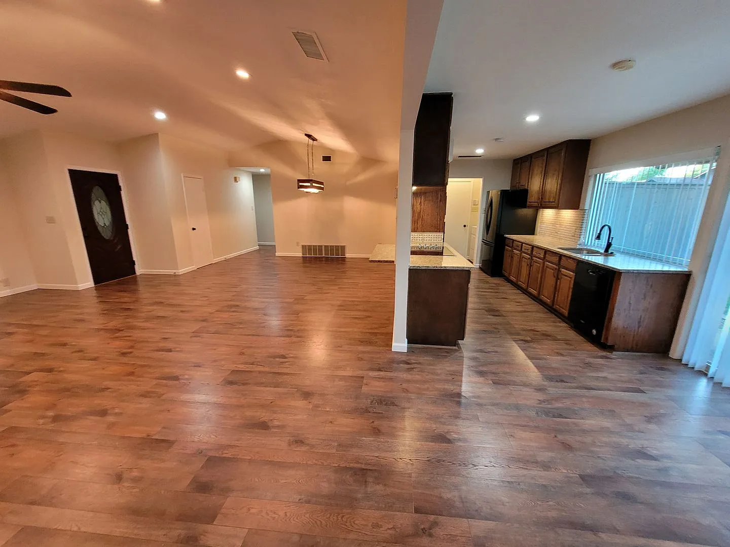 Spacious & Updated — Photo 4