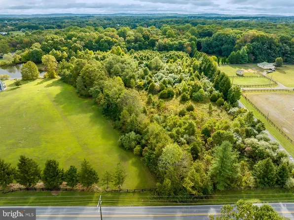 Hillsboro Rd, Purcellville, VA 20132