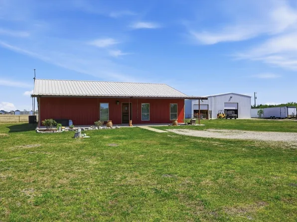 1748 Wilson Rd, Waxahachie, TX 75165