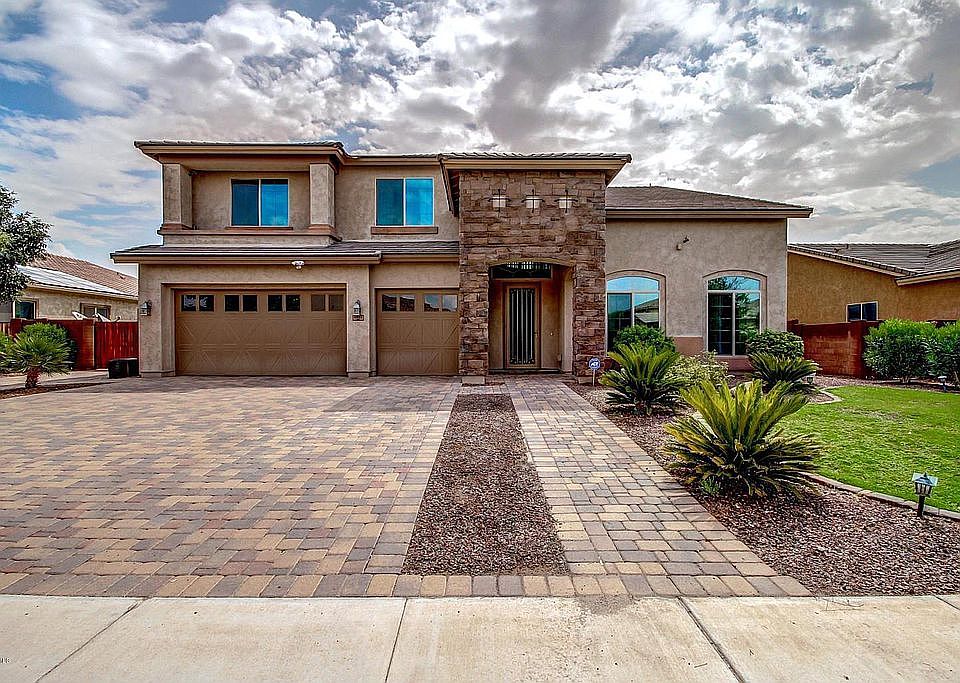 1st image of 4433 N 179th Dr