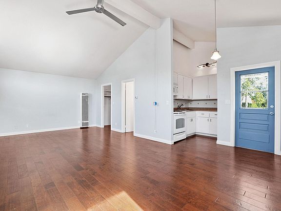 2nd image of 282 Santo Tomas Ave