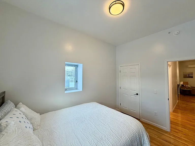 719 N 3rd Ave — Photo 31