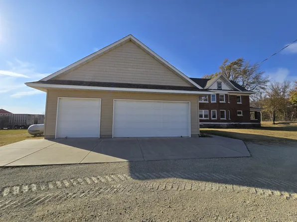 11660 260th St E, Cannon Falls, MN 55009