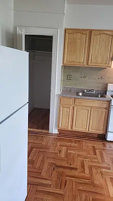 Rented by Old Brooklyn Real Estate Inc | media 9