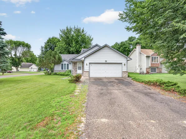 212 126th Ave NW, Coon Rapids, MN 55448