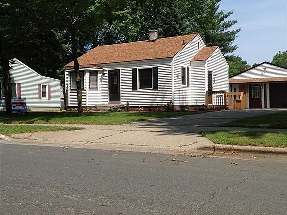 2nd image of 217 Leroy St SW