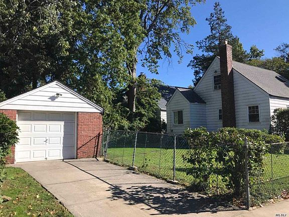 2nd image of 16303 21st Ave