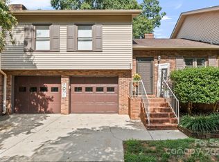 626 6th Street Cir NE, Conover, NC 28613