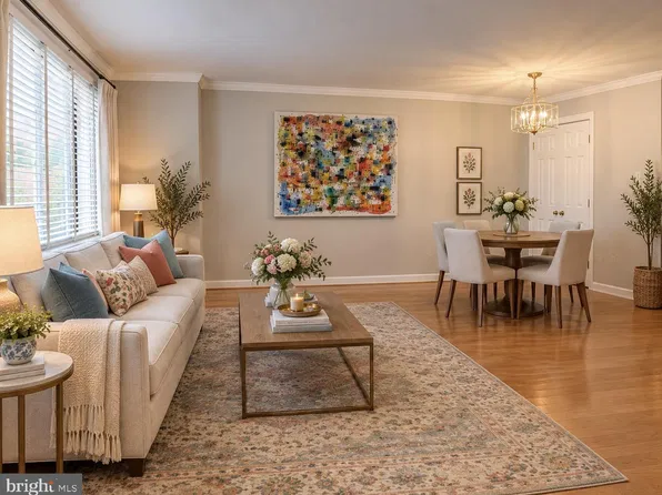 1011 Arlington Blvd APT 208, Arlington, VA 22209