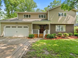 3500 Marine Dr, Crown Point, IN 46307