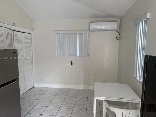 3500 SW 87th Pl #Std, Miami, FL 33165