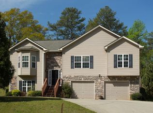 6352 Dodgen Rd SW, Mableton, GA 30126