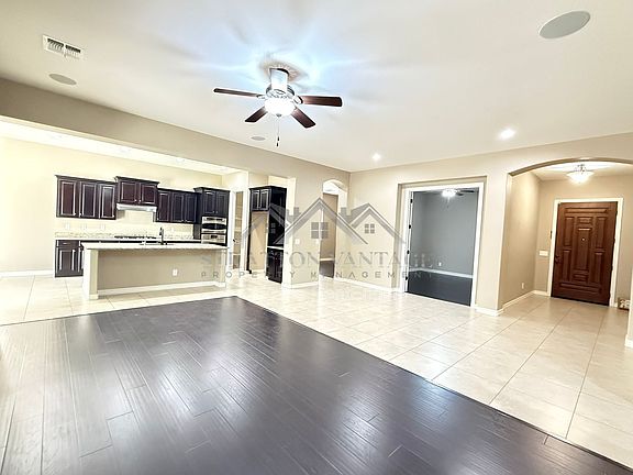 4th image of 4032 S Pleasant Pl