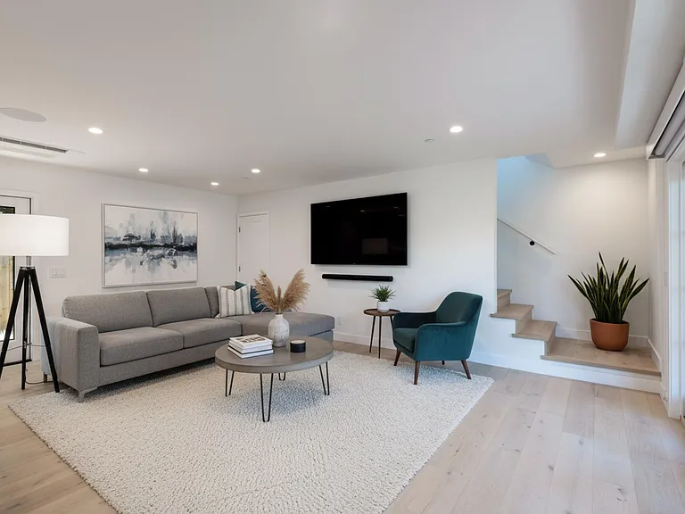 1323 Alta Vista Rd — Photo 5