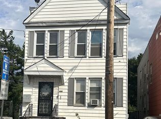 644 Garfield Ave FLOOR 2, Jersey City, NJ 07305