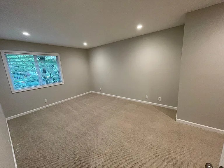 1829 NE 25th Ave — Photo 8