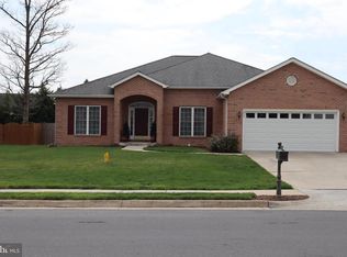 453 Canyon Rd, Winchester, VA 22602