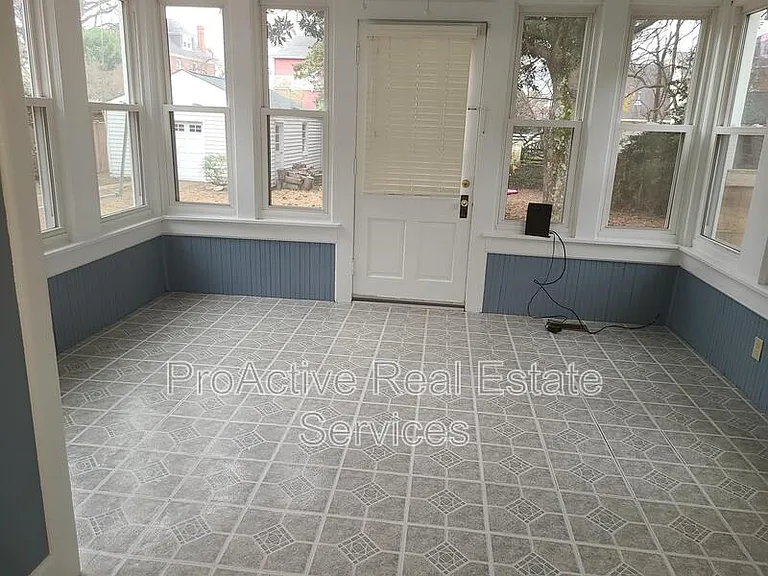 105 W Arden Cir — Photo 6