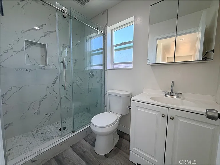 2139 W 160th St — Photo 35