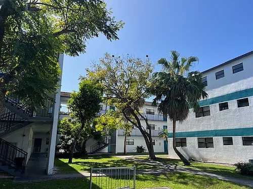 Sun Point Rentals Photo 1