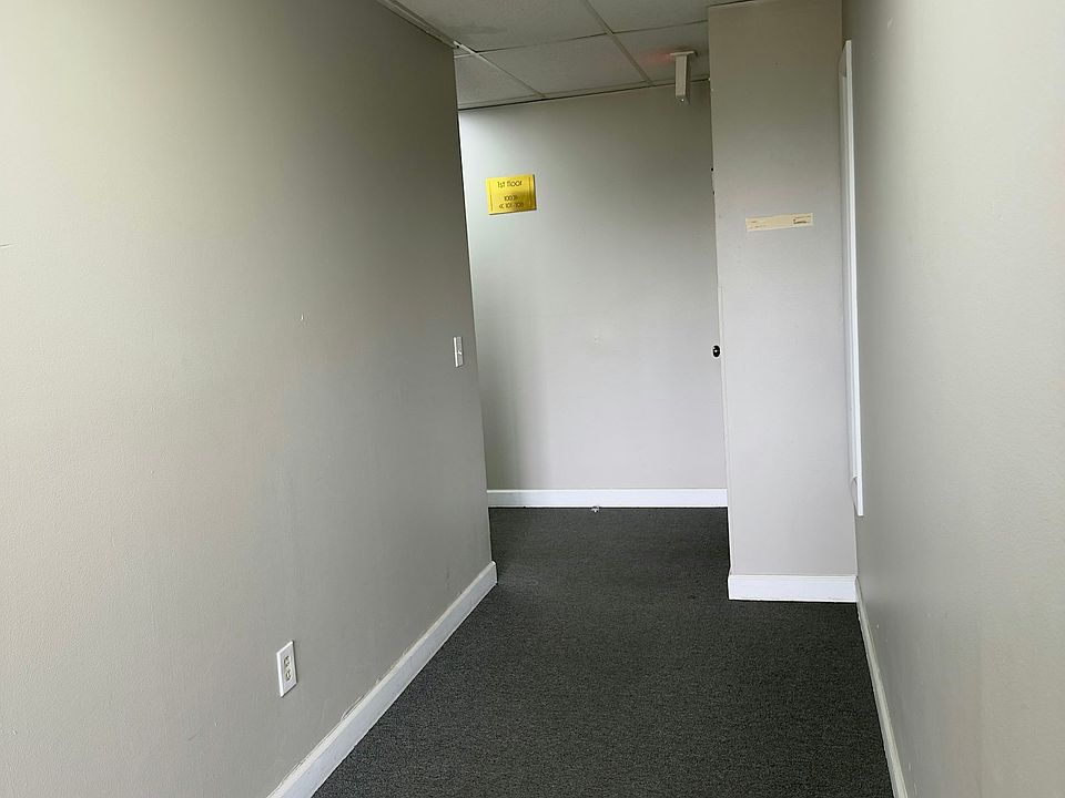 Building Photo 3