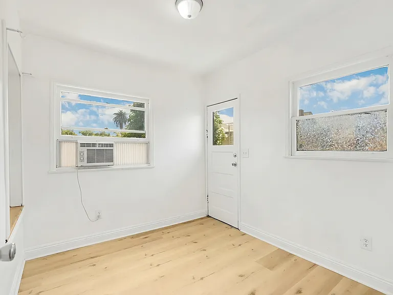 Guest Bedroom - 3