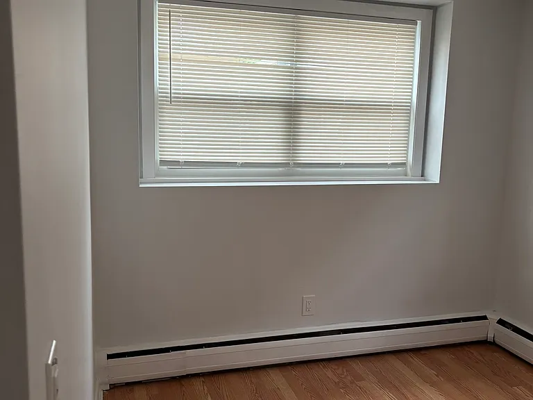 89 Draper St #1 — Photo 12