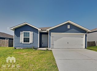 8002 Distant Harbor Rd, Cove, TX 77523