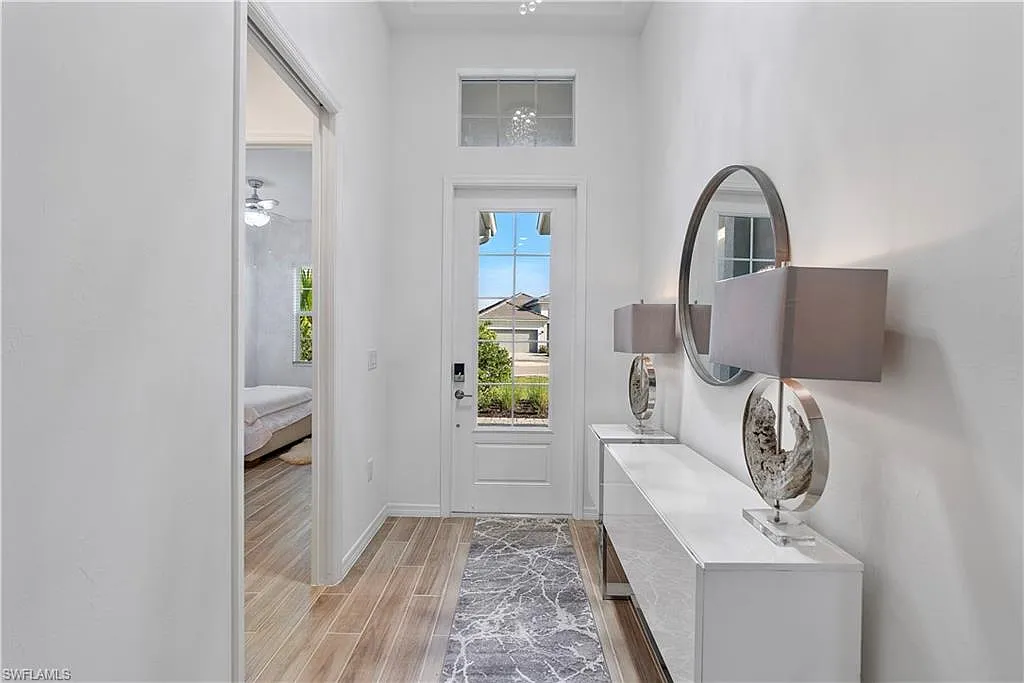 4 bed, 3.0 bath, 2245 sqft, $5,500 — Photo 3