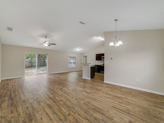 2nd image of 60 Bahia Court Trak