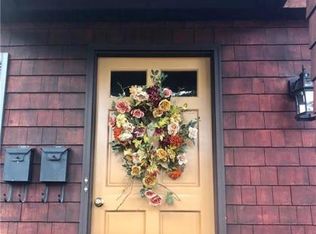 53 Hawthorne St, New Britain, CT 06053
