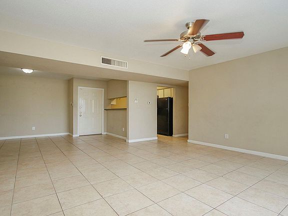3rd image of 2822 S Bartell Dr APT H6