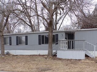 715 E Clay St, Collinsville, IL 62234