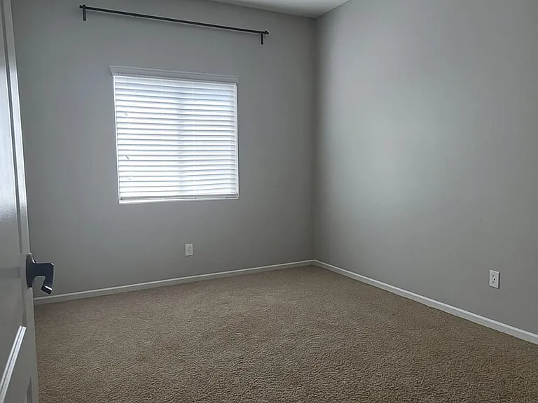 24848 Trott Cir — Photo 14