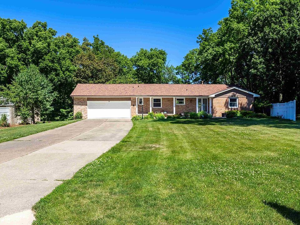 1st image of 14 Oakbrook Pl