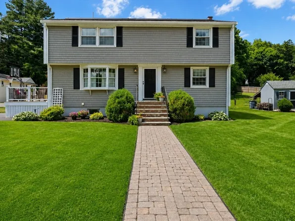 5 Summer Ln, Framingham, MA 01701
