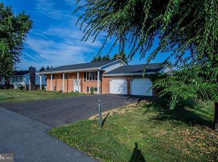 152 Lina Ln, Martinsburg, WV 25405