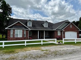18589 S Lamons Rd, Tahlequah, OK 74464