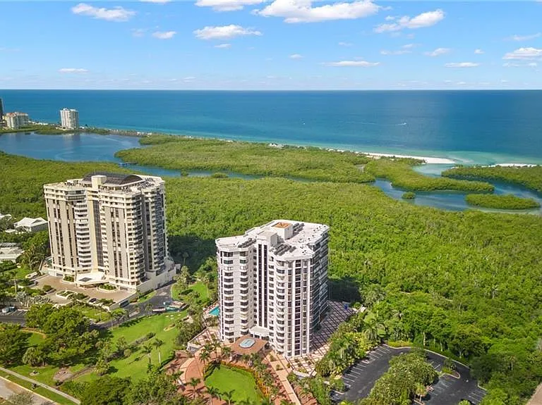 6075 Pelican Bay Blvd #303 — Photo 26