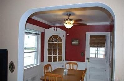 5th image of 17 Woodbine St