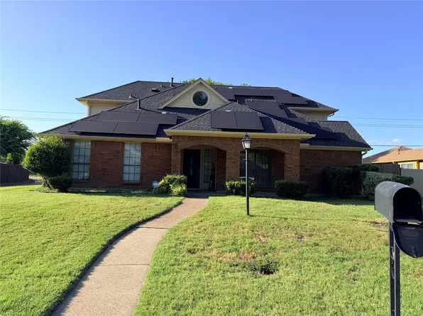 916 Manor Dr, Desoto, TX 75115
