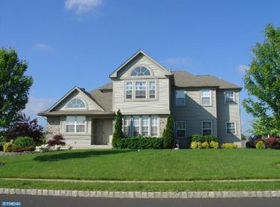 1906 Fairmount Dr, Jamison, PA 18929