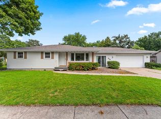 319 Harriet St, Kimberly, WI 54136