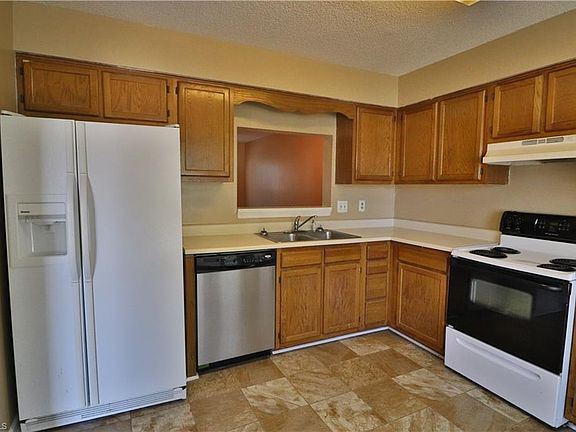 4th image of 373 E Montcastle Dr Unit F